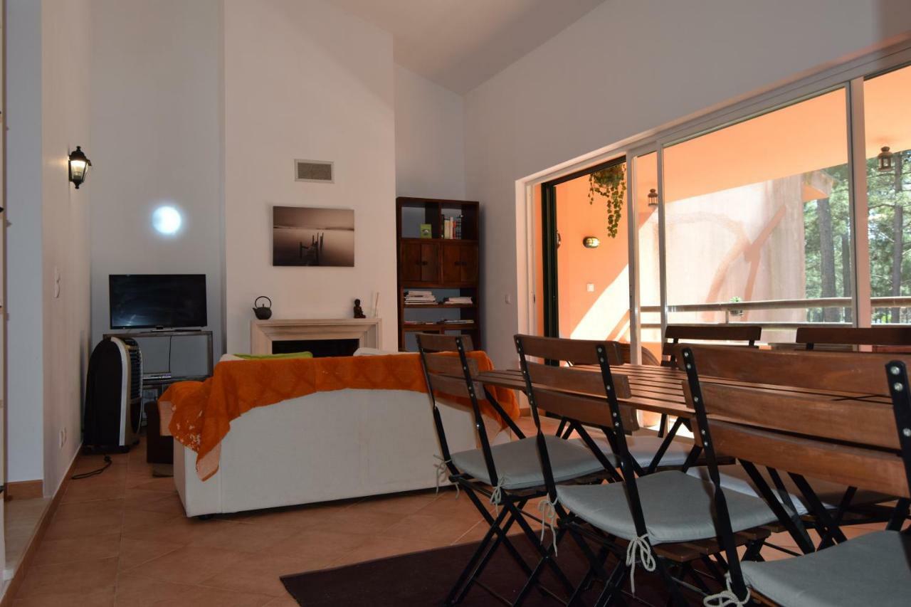 Sea Breeze Golf & Beach Villa ชาร์เนกา ภายนอก รูปภาพ
